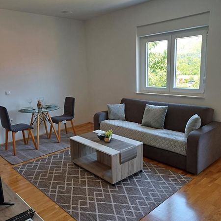 Apartment ชาพลินา ภายนอก รูปภาพ