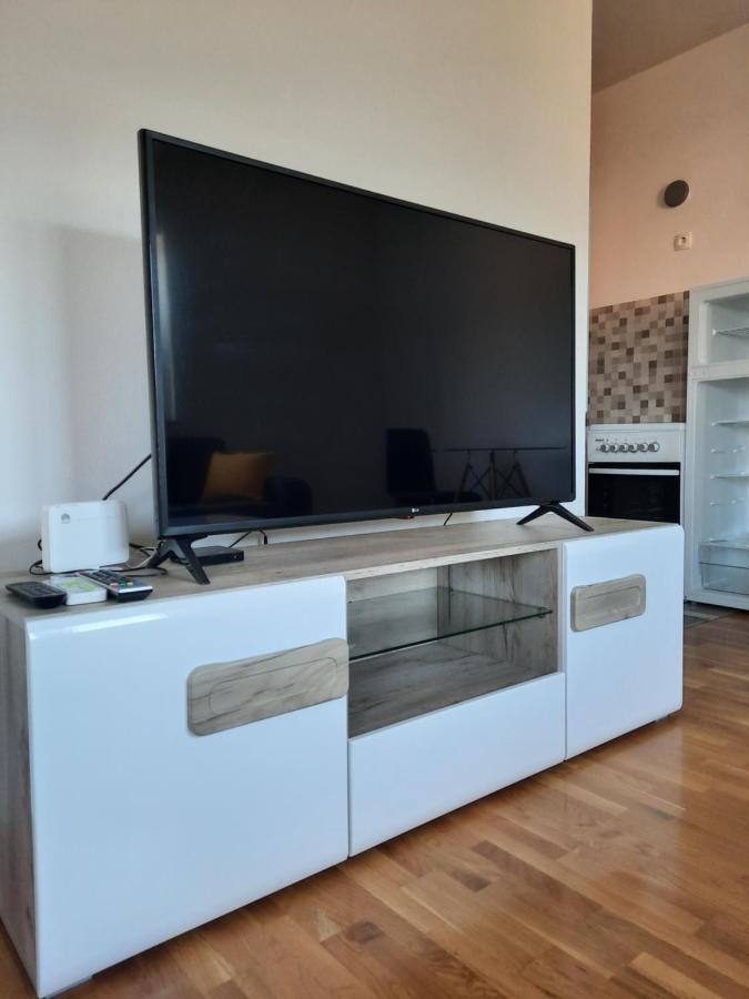 Apartment ชาพลินา ภายนอก รูปภาพ