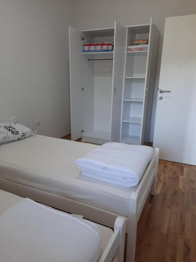 Apartment ชาพลินา ภายนอก รูปภาพ